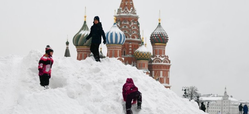 Технологии на службе у коммунальщиков. Как в крупнейших российских городах справляются с последствиями снегопадов?